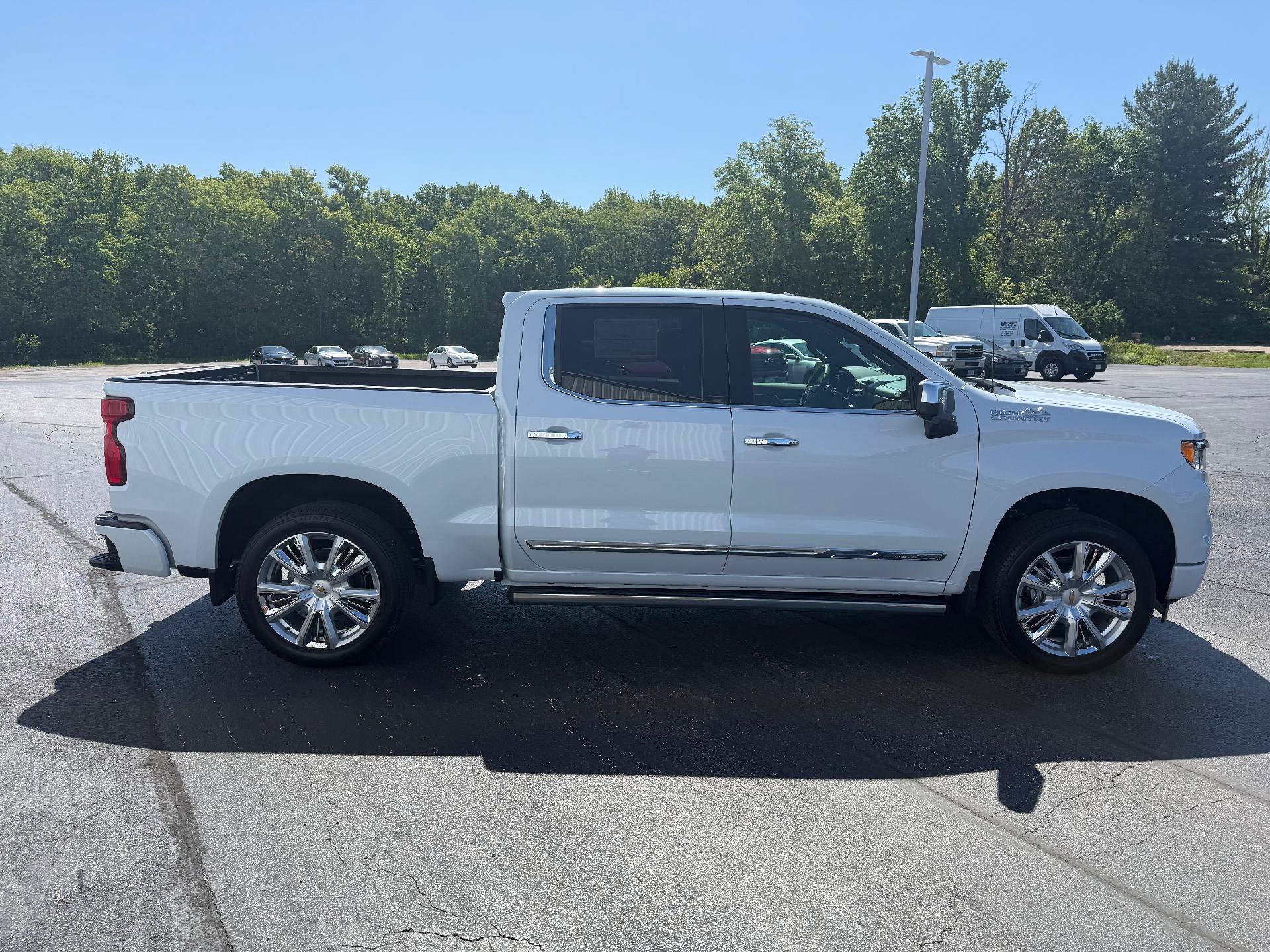 New 2026 Chevrolet Silverado 1500 High Country AWD/4WD image 6