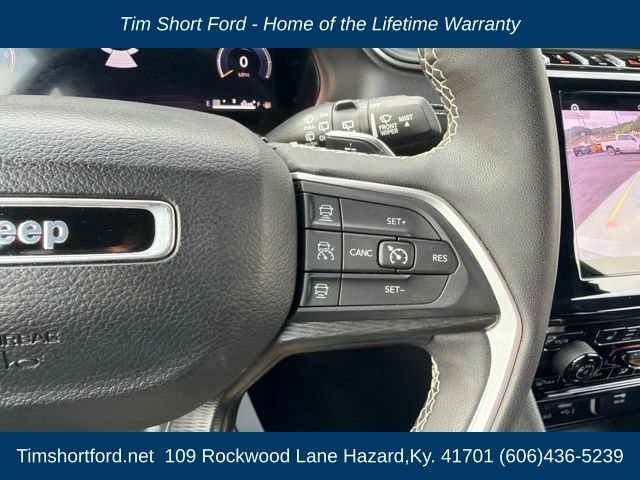Used 2024 Jeep Grand Cherokee L Laredo AWD/4WD image 20