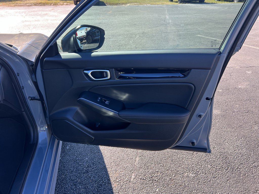 Certified 2025 Honda Civic Sport Touring image 29