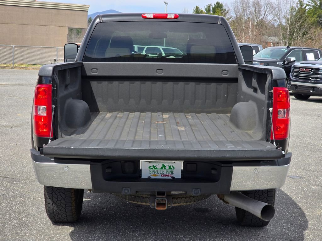 Used 2008 Chevrolet Silverado 2500 LTZ w/ Safety Package image 11