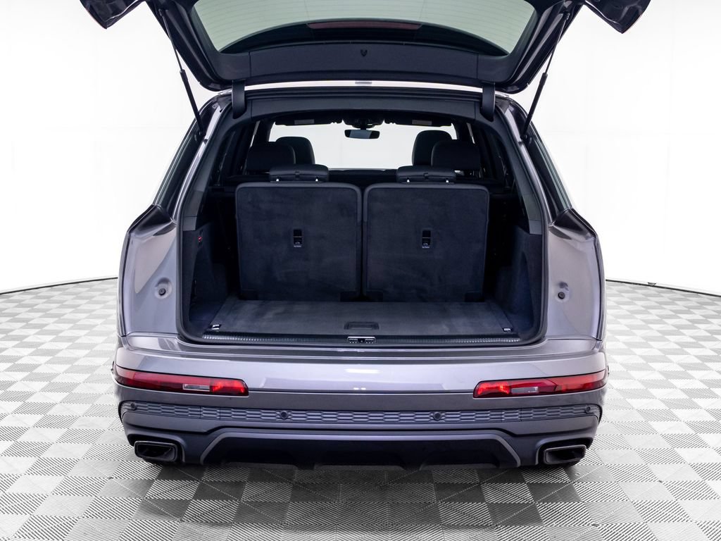 Used 2025 Audi Q7 2.0T Premium Plus w/ Premium Plus Package AWD/4WD image 34
