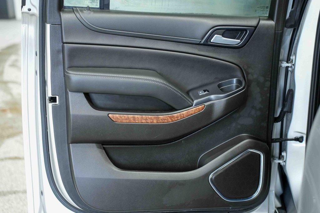 Used 2019 Chevrolet Suburban Premier image 19