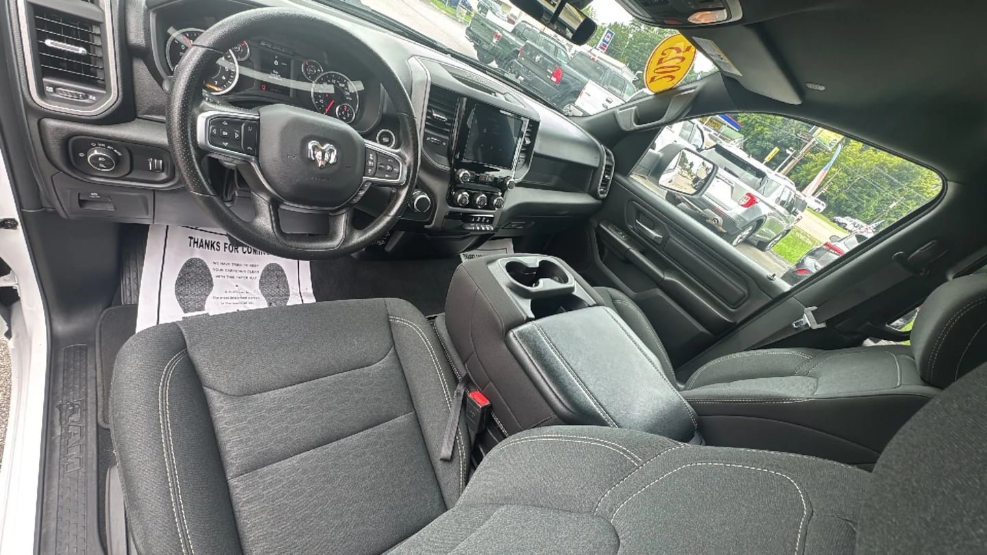 Used 2025 RAM 1500 Tradesman AWD/4WD image 11