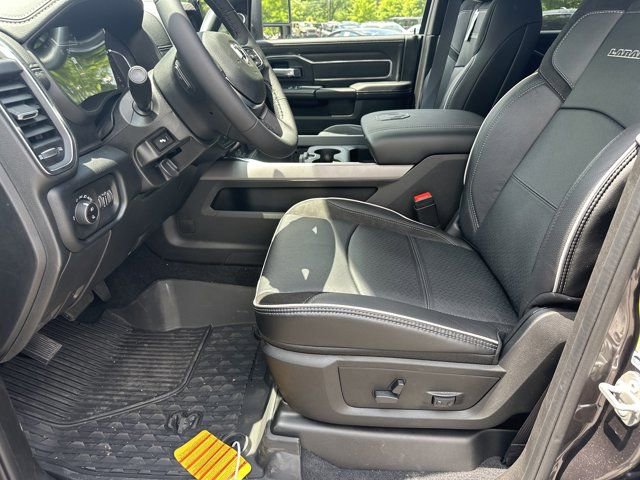 New 2026 RAM 3500 Laramie AWD/4WD image 9