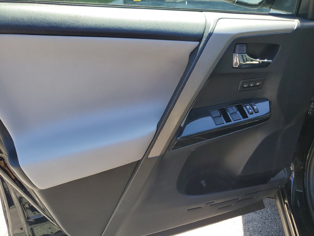 Used 2017 Toyota RAV4 Limited w/ Advanced Technology Package FWD image 19