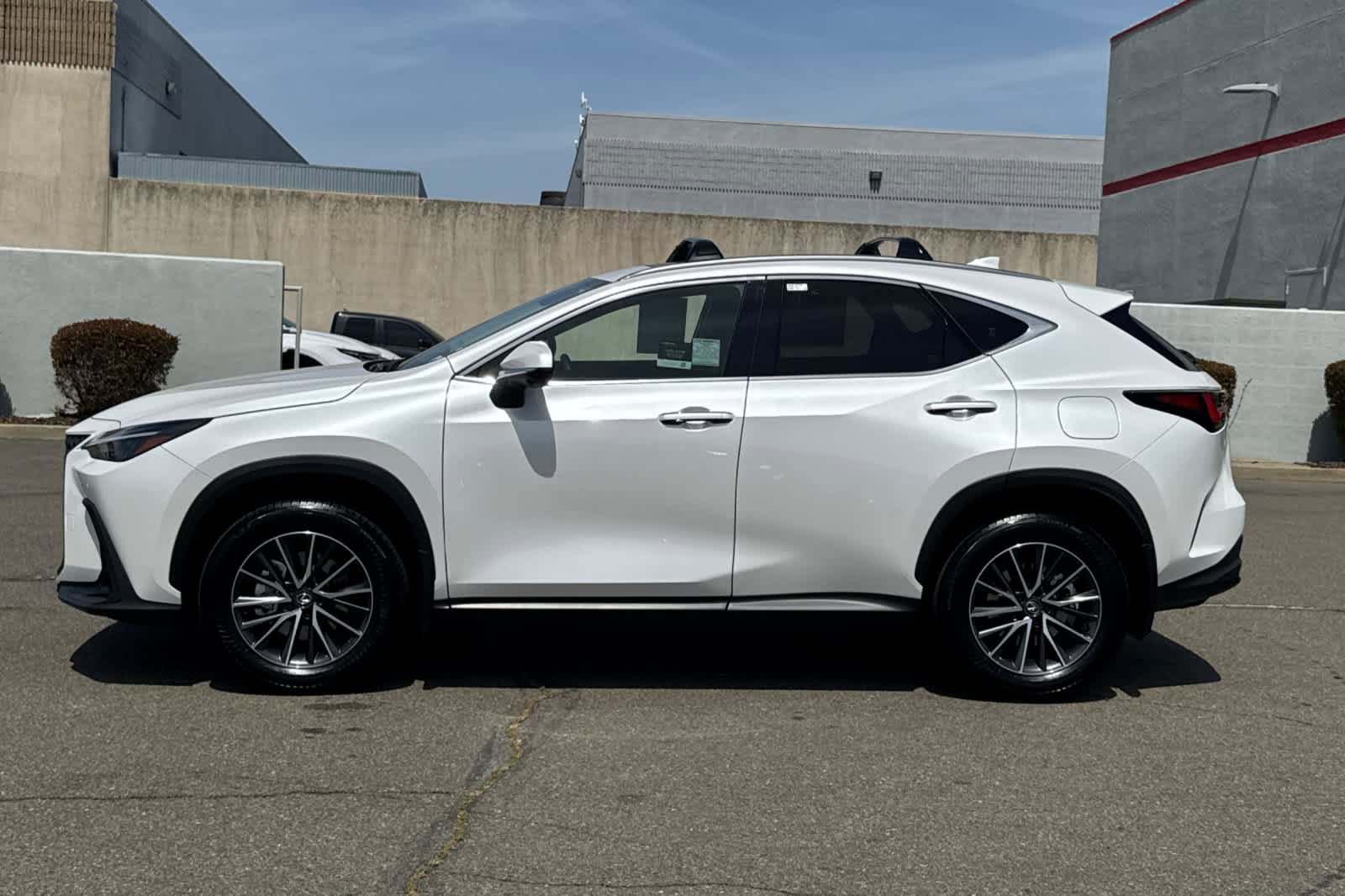 Certified 2025 Lexus NX 350h AWD w/ Accessory Package (2T) image 9