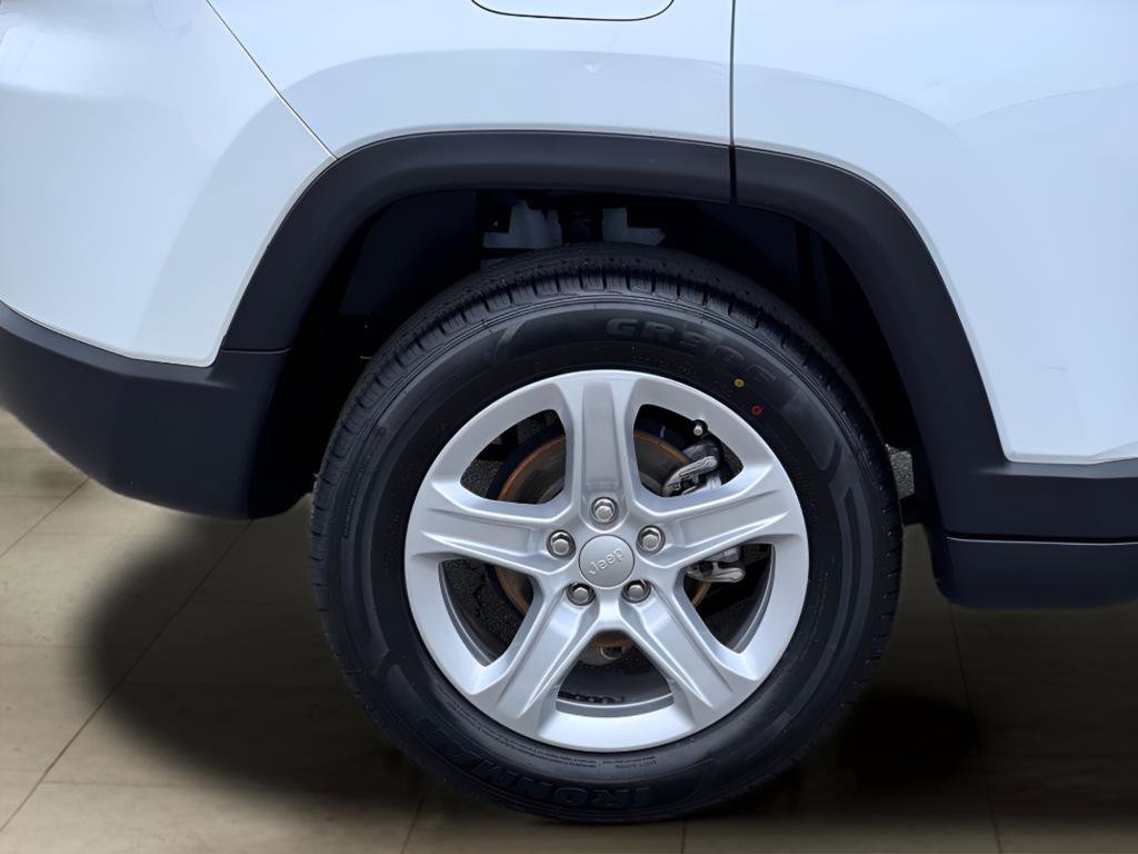Used 2023 Jeep Compass Sport AWD/4WD image 35
