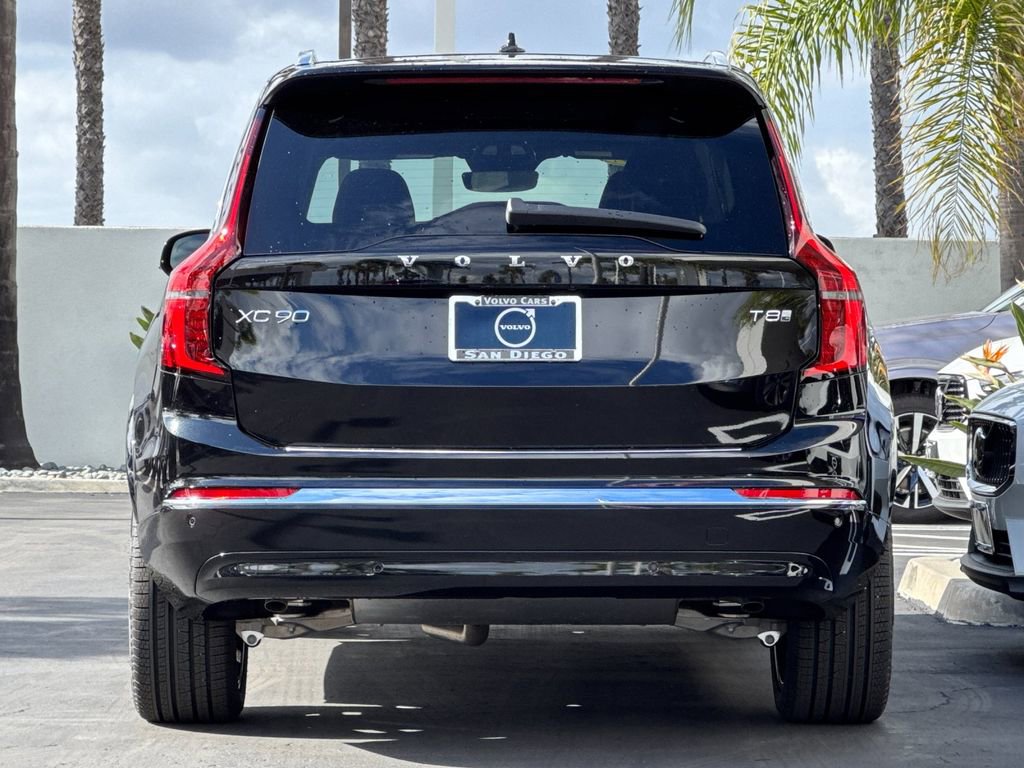 New 2026 Volvo XC90 T8 Plus w/ Protection Package Premier image 4