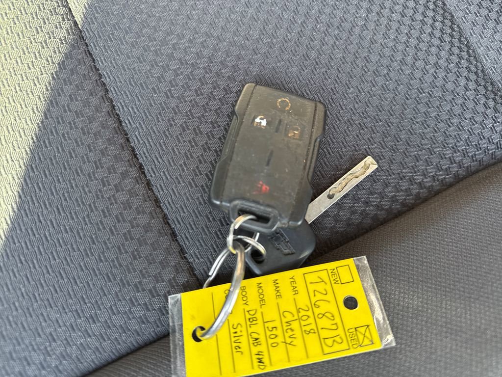 Used 2018 Chevrolet Silverado 1500 LT w/ All Star Edition image 36