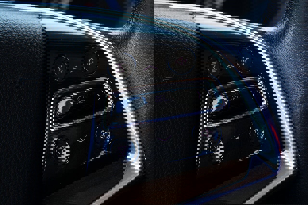 Used 2019 Cadillac Escalade Luxury image 30