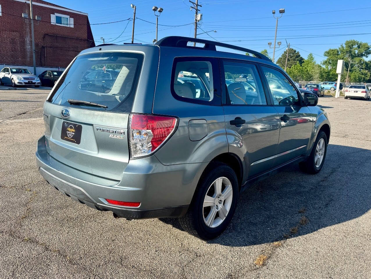 Used 2010 Subaru Forester 2.5X AWD/4WD image 6