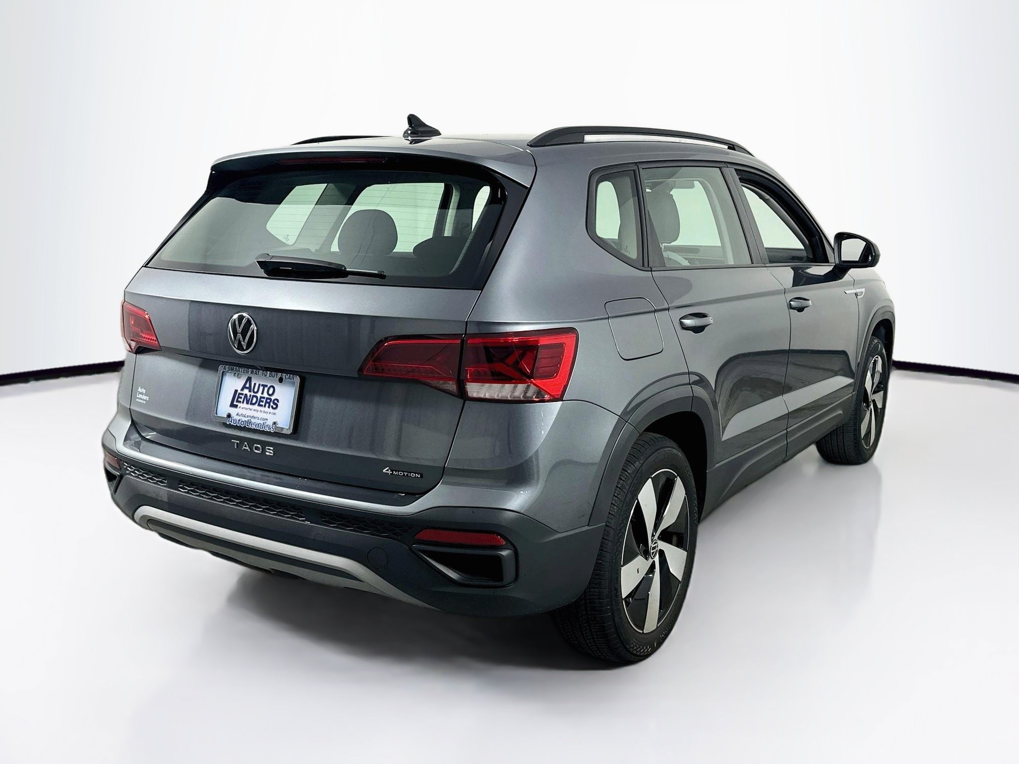 Used 2024 Volkswagen Taos S AWD/4WD image 5