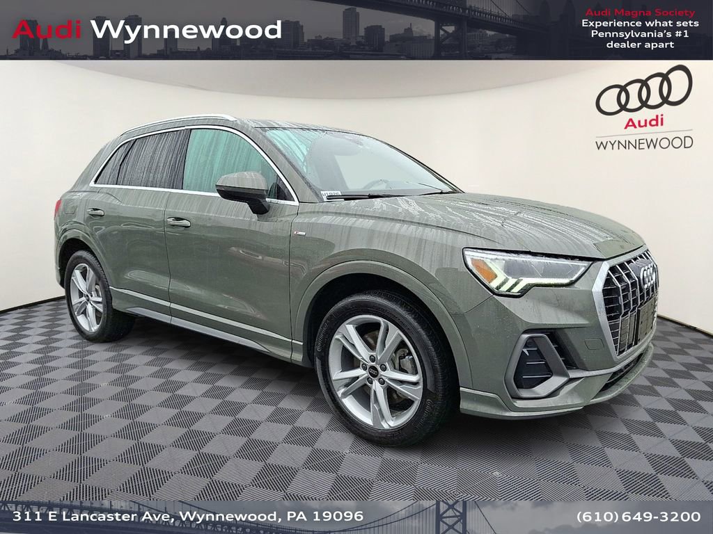 Used 2023 Audi Q3 2.0T Premium w/ 19" Wheel Package AWD/4WD image 1