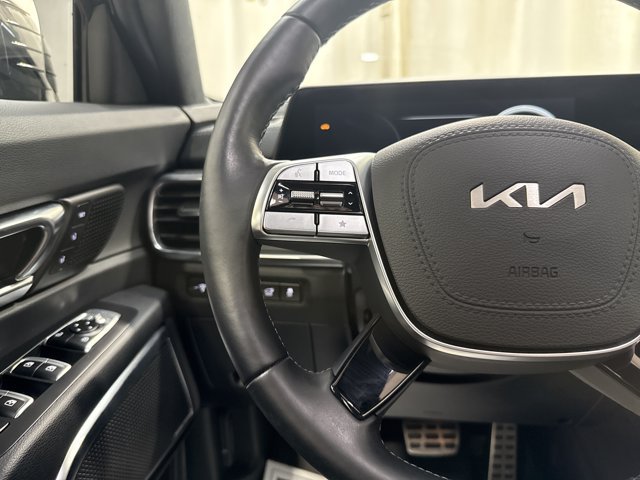 Certified 2024 Kia Telluride SX Prestige X-Line AWD/4WD image 17