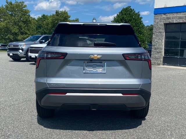 New 2026 Chevrolet Equinox LT w/ LPO, Floor Liner Package image 4