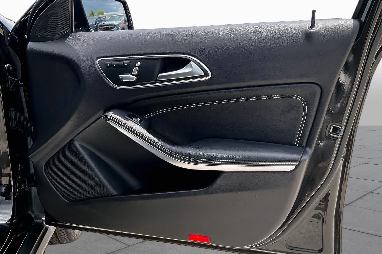 Certified 2020 Mercedes-Benz GLA 250 image 22