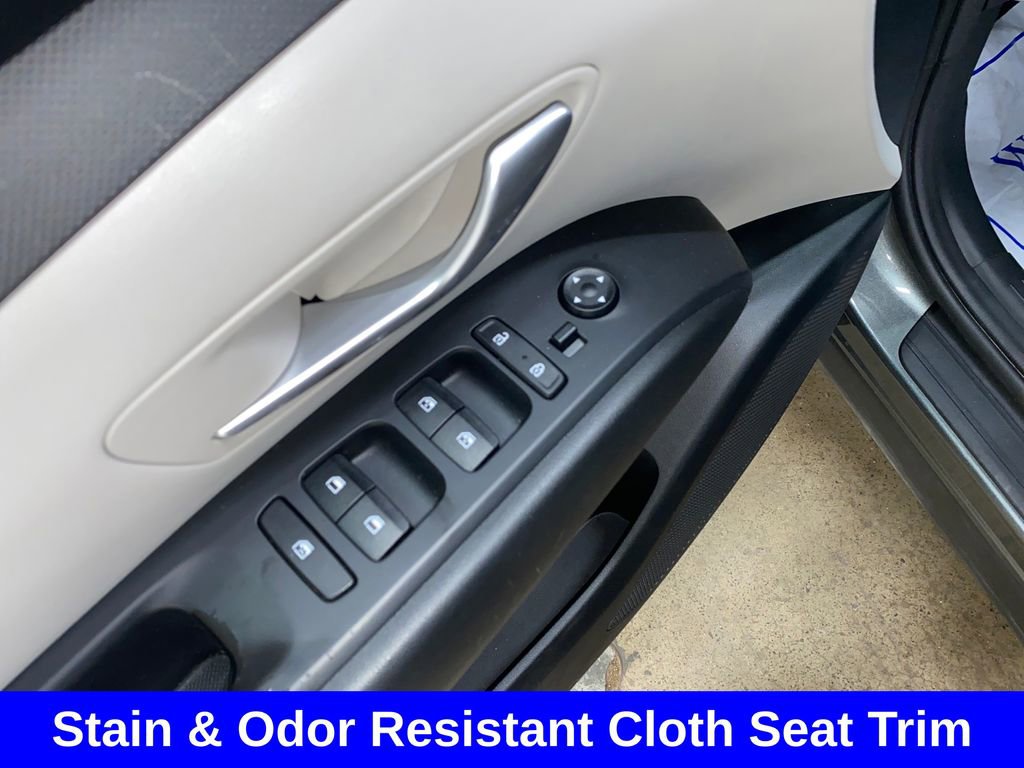 Used 2022 Hyundai Tucson SEL w/ Cargo Package AWD/4WD image 10