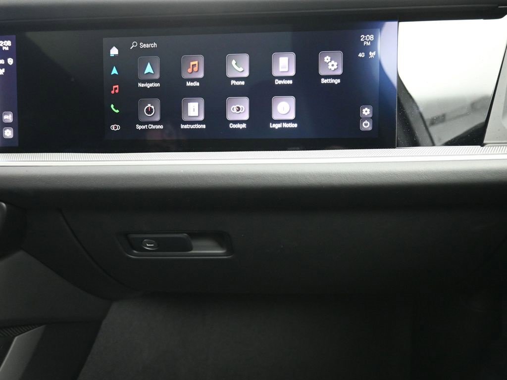 Used 2025 Porsche Cayenne image 24