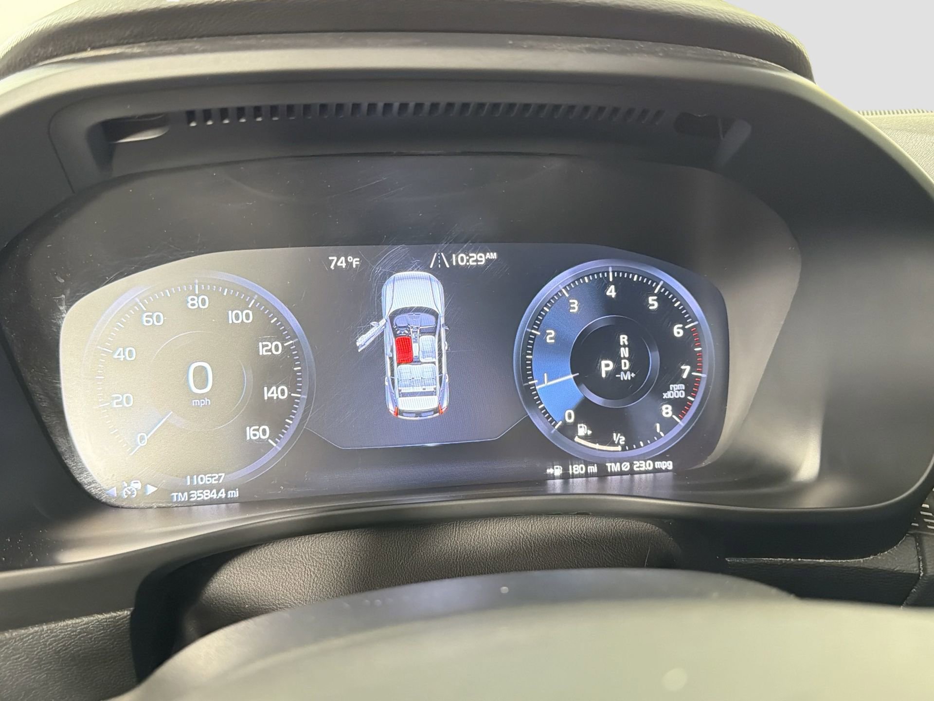 Used 2022 Volvo XC40 T5 R-Design w/ Advanced Package image 11