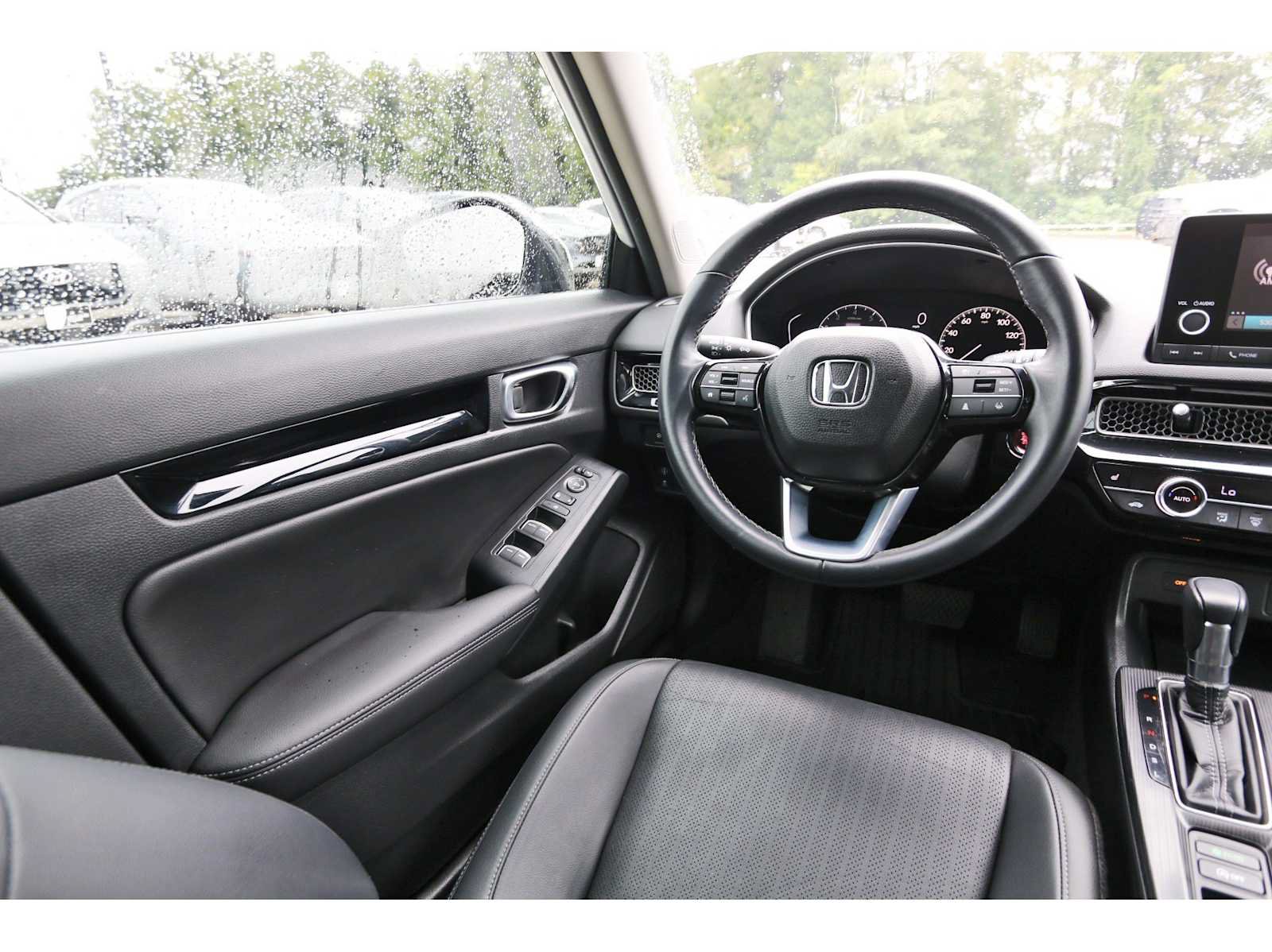 Used 2024 Honda Civic EX-L image 6