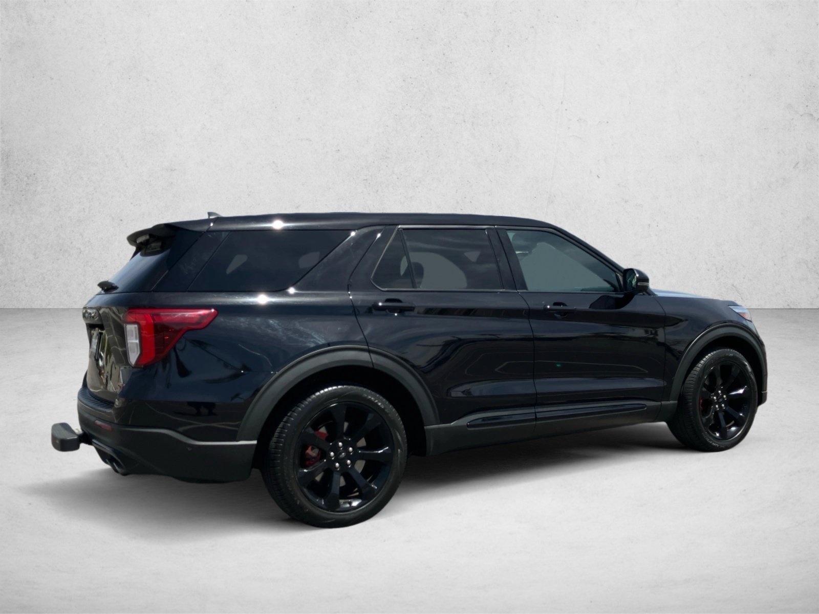 Used 2022 Ford Explorer ST w/ Equipment Group 401A RWD image 5