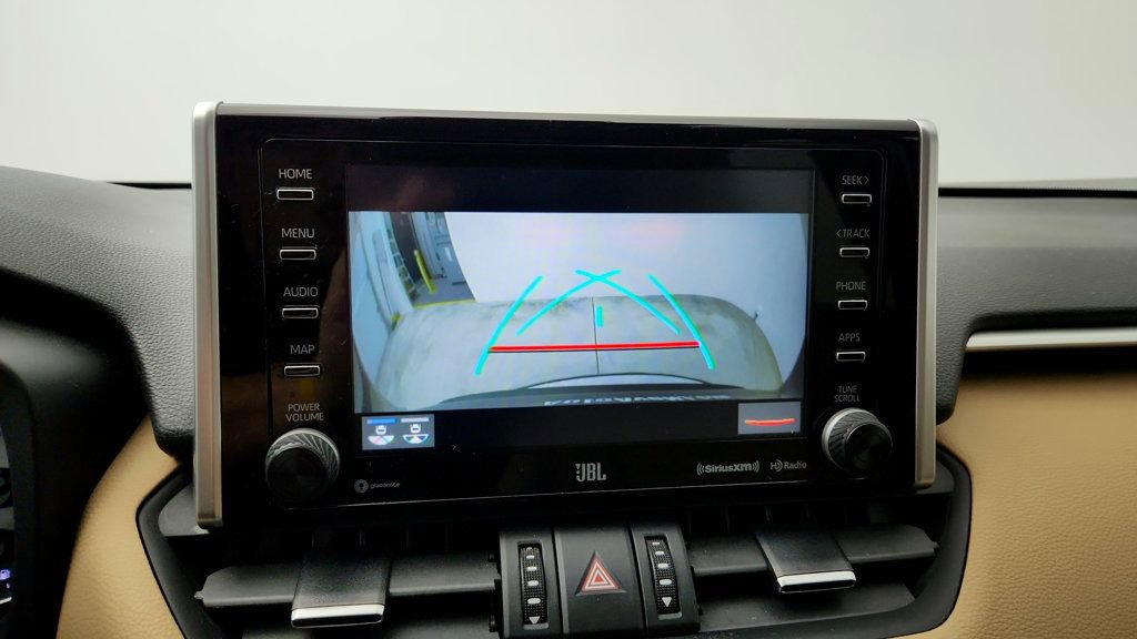 Used 2020 Toyota RAV4 XLE Premium image 19