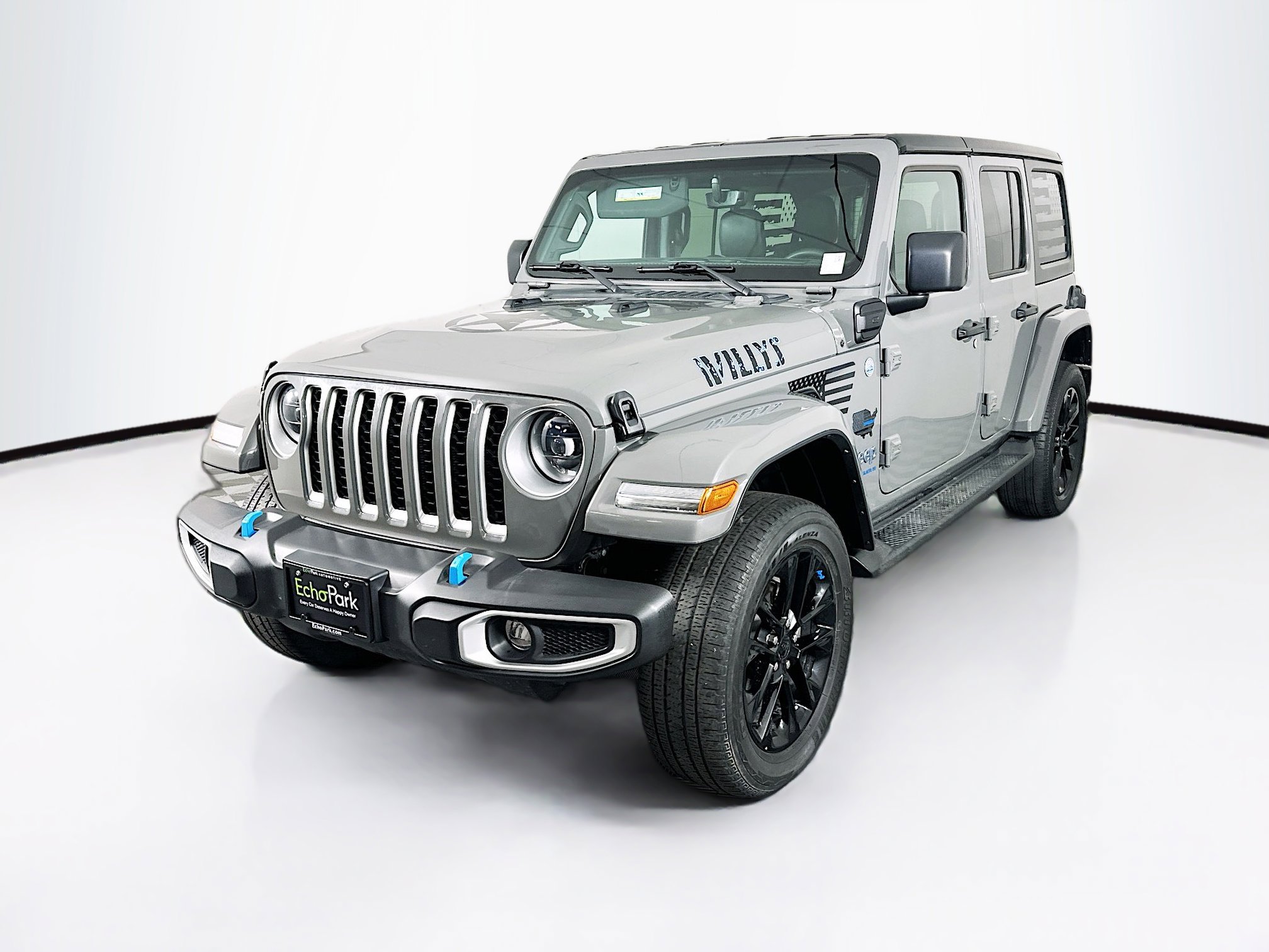 Used 2023 Jeep Wrangler Unlimited Sahara AWD/4WD image 3