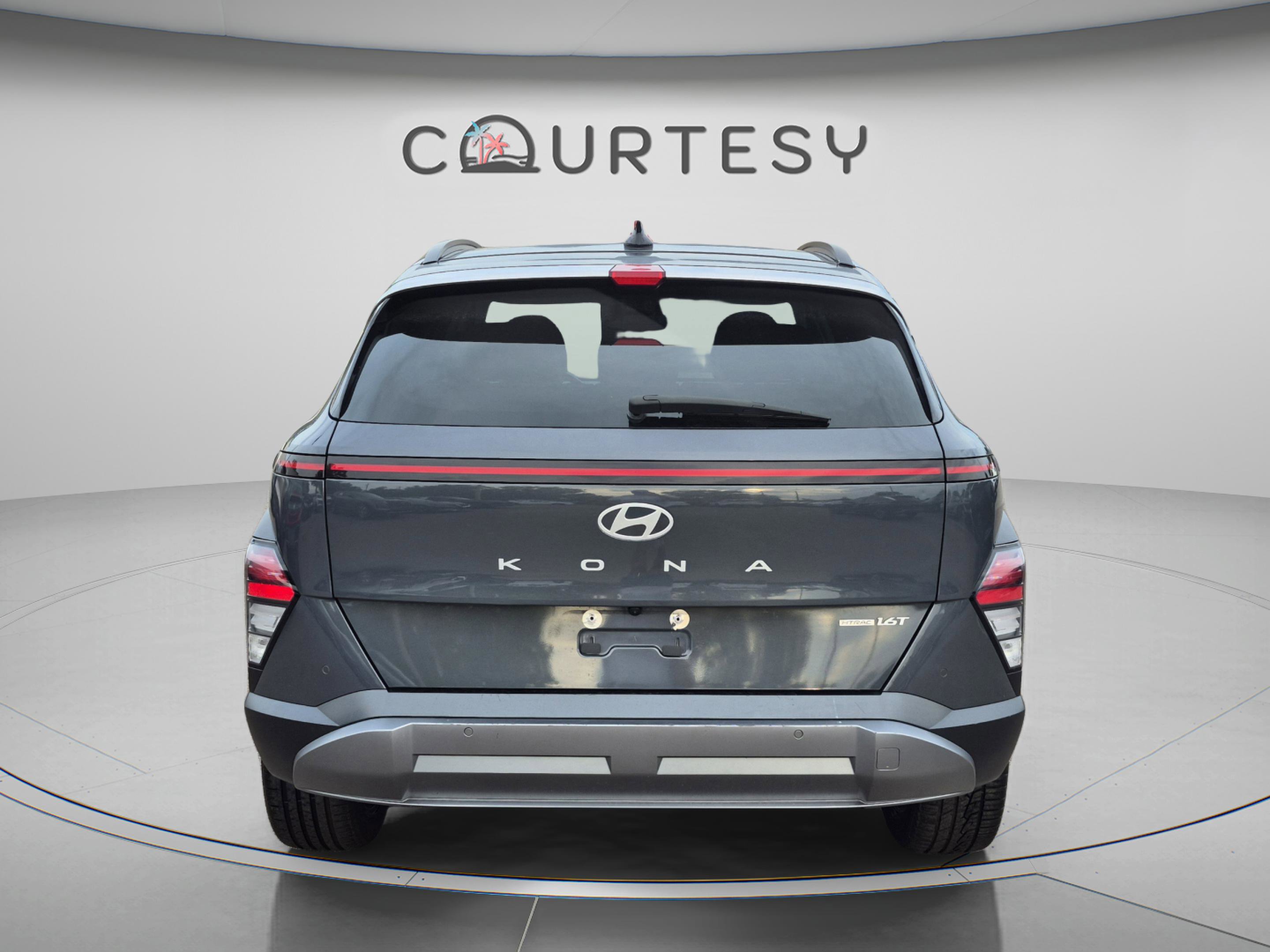 Certified 2024 Hyundai Kona Limited AWD/4WD image 4