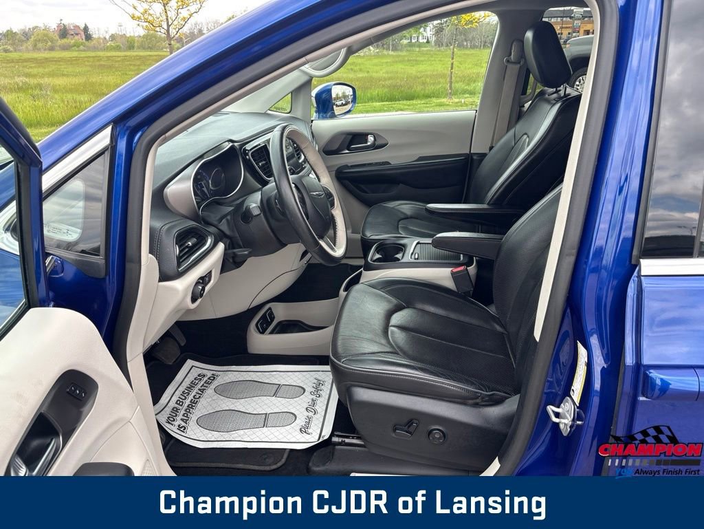 Used 2019 Chrysler Pacifica Limited FWD image 21