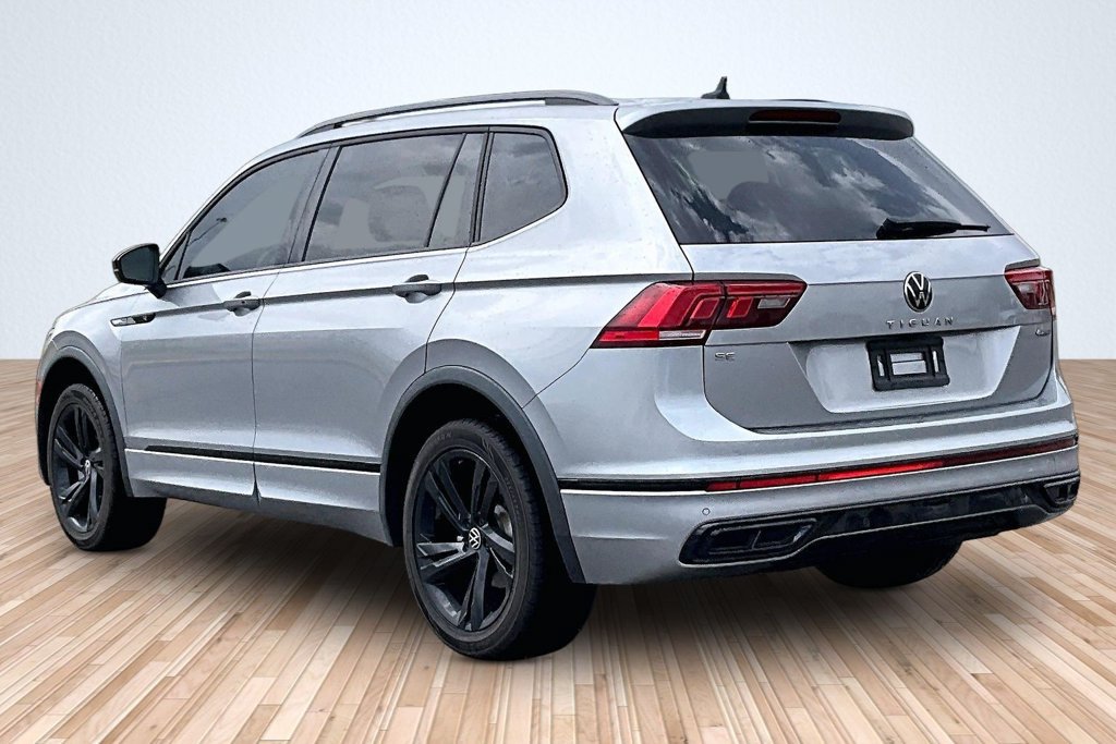 Used 2023 Volkswagen Tiguan SE R-Line AWD/4WD image 10