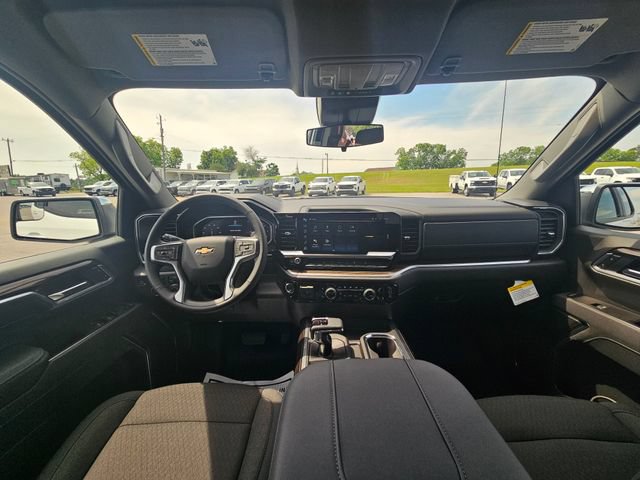 New 2026 Chevrolet Silverado 1500 LT w/ Z71 Off-Road Package AWD/4WD image 12