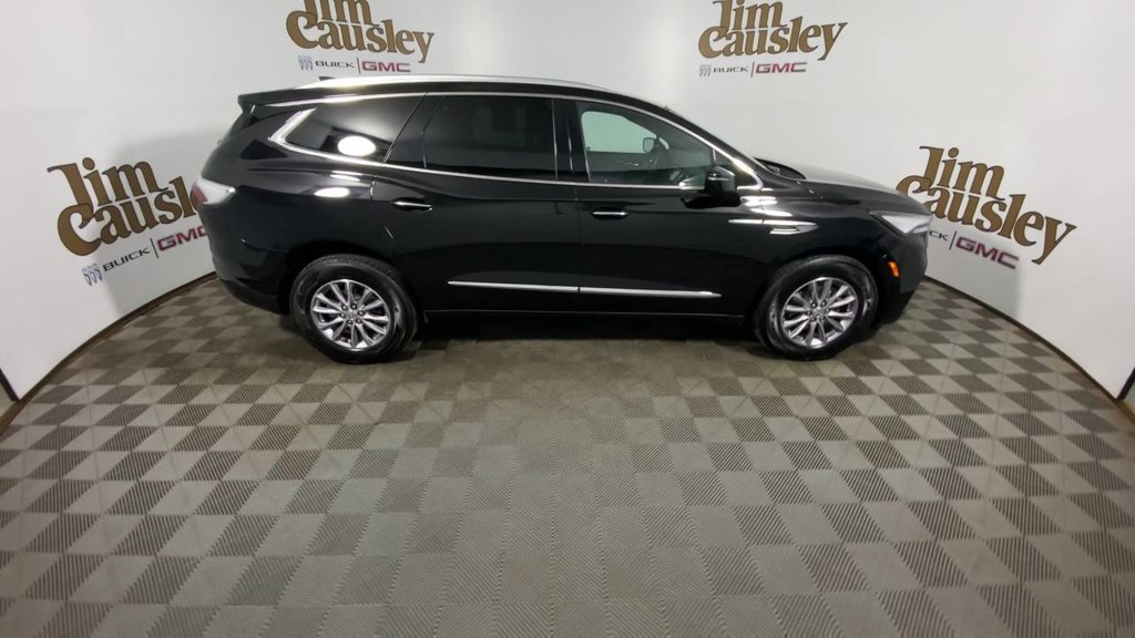 Certified 2023 Buick Enclave Essence w/ Trailering Package, 5000 lbs. AWD/4WD image 9