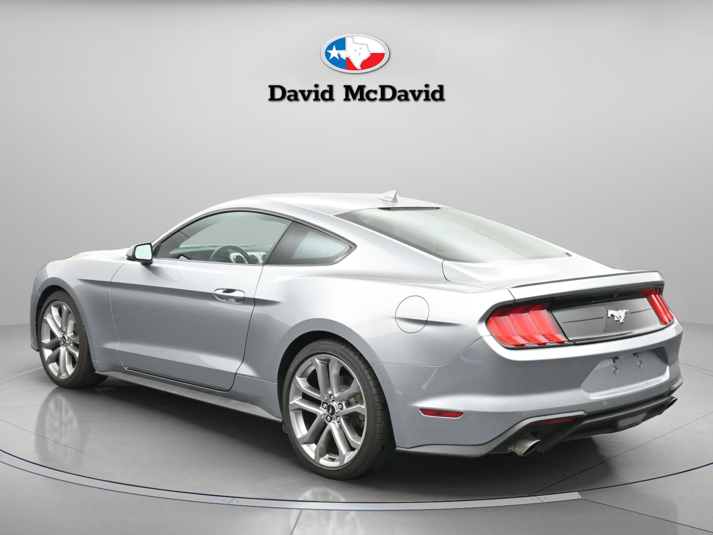 Used 2022 Ford Mustang Premium w/ Equipment Group 201A image 8