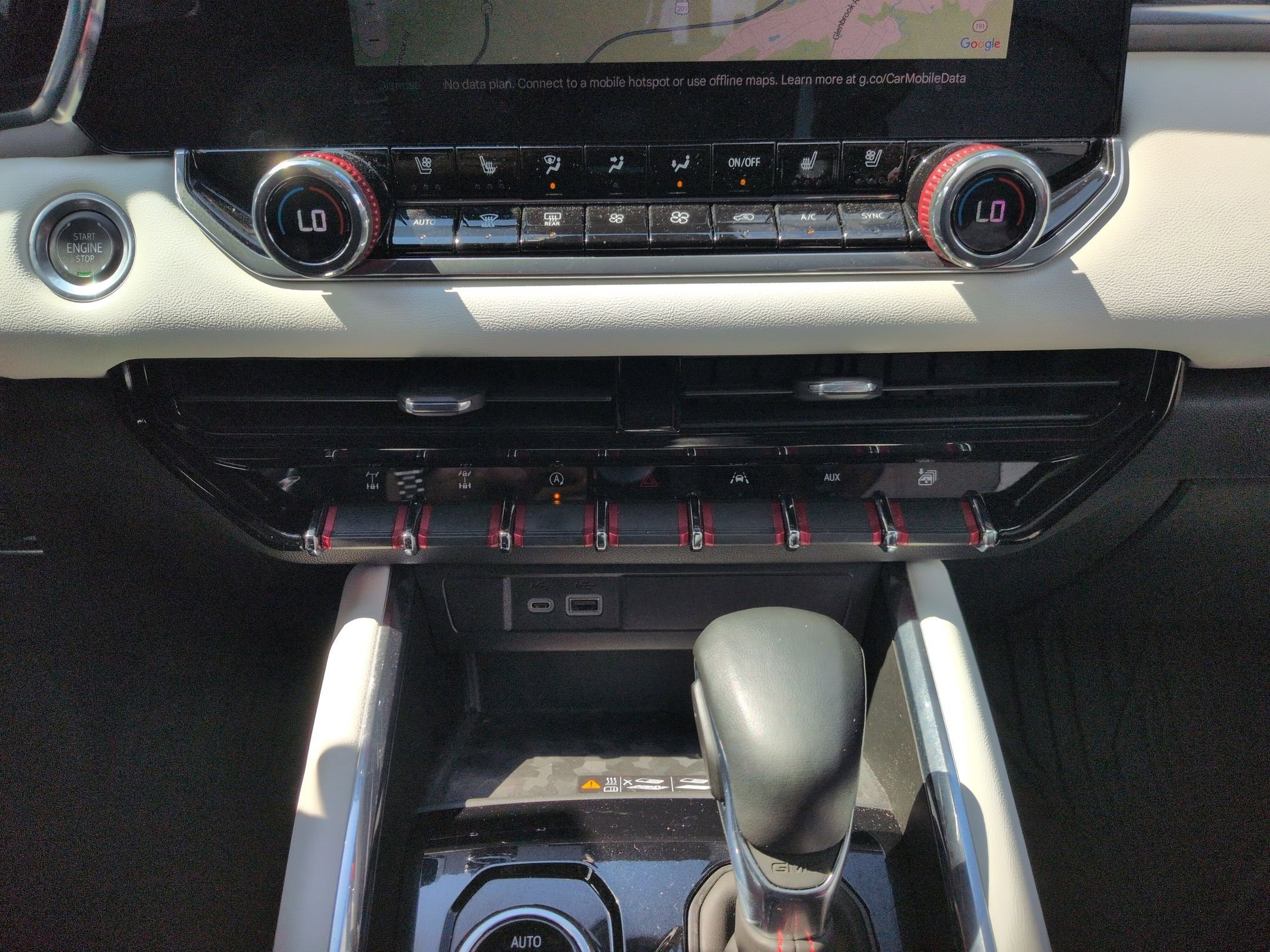 Used 2024 GMC Canyon AT4X image 13