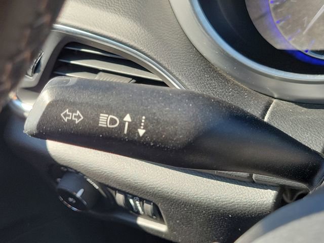 Used 2019 Chrysler Pacifica Touring Plus w/ S Appearance Package FWD image 21