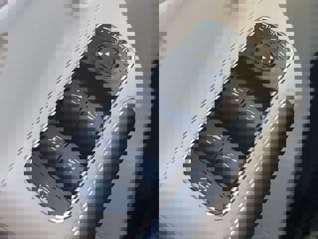 Used 2025 Mercedes-Benz GLA 250 image 22