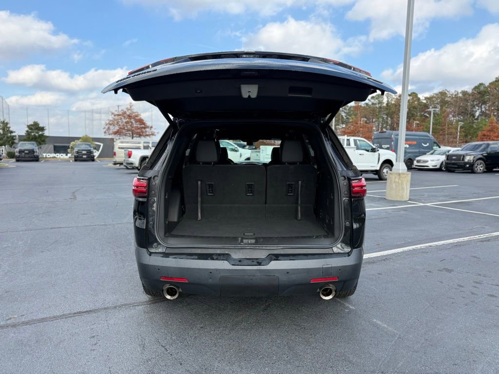 Used 2022 Chevrolet Traverse RS image 7