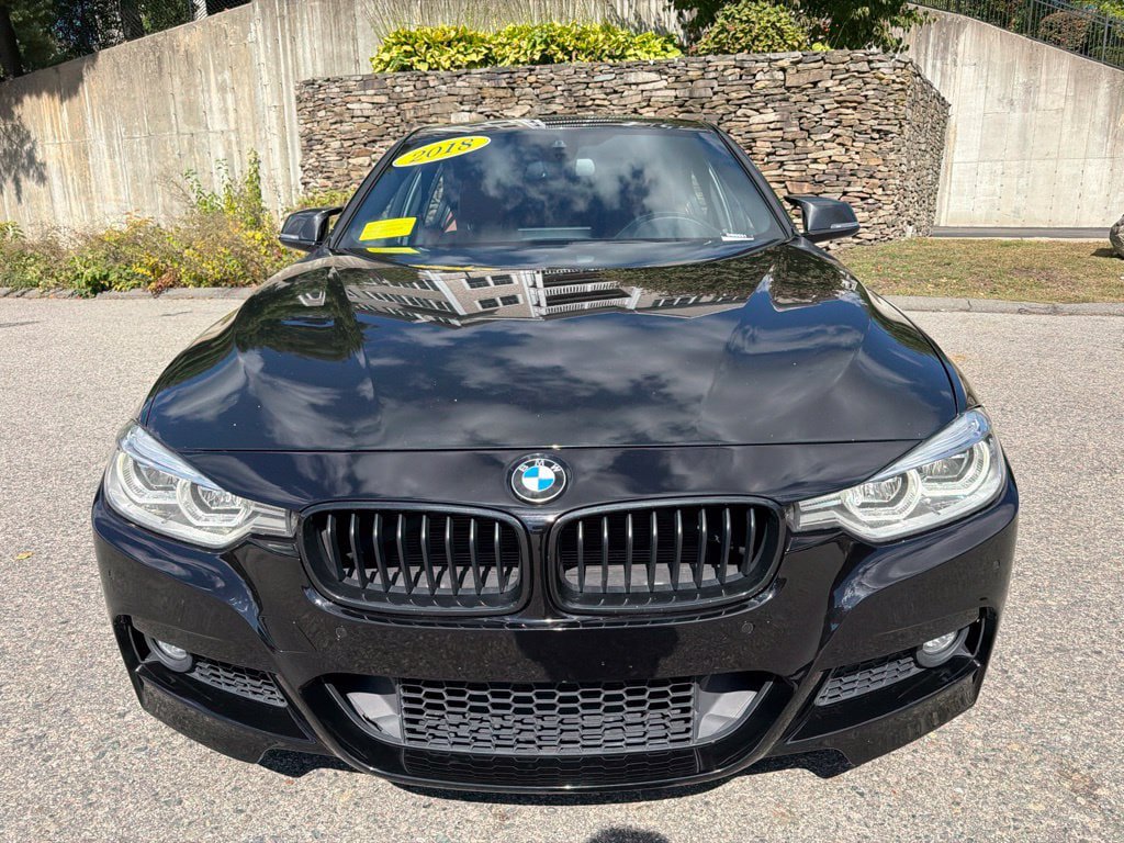 Used 2018 BMW 340i xDrive Sedan w/ Premium Package AWD/4WD image 10