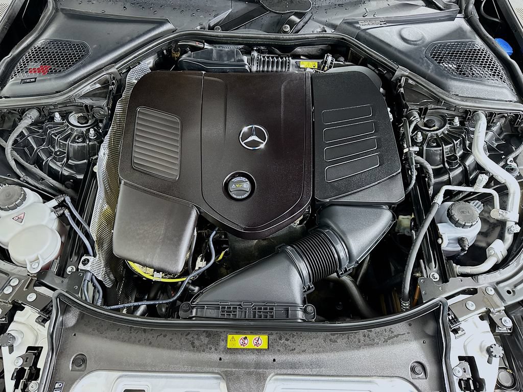 Used 2025 Mercedes-Benz E 350 Sedan image 31