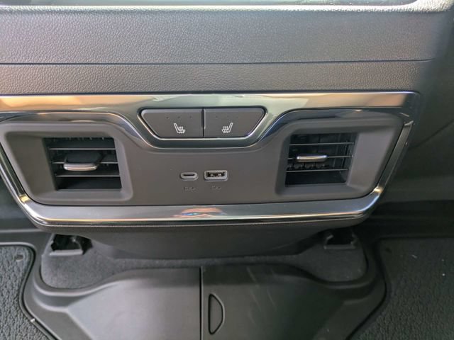 New 2026 GMC Sierra 1500 Denali w/ Denali Reserve Package AWD/4WD image 16