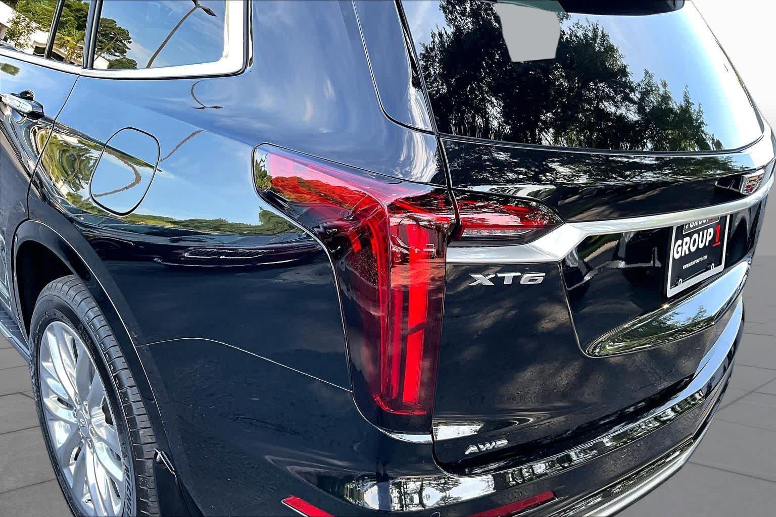 Used 2021 Cadillac XT6 Premium Luxury AWD/4WD image 29