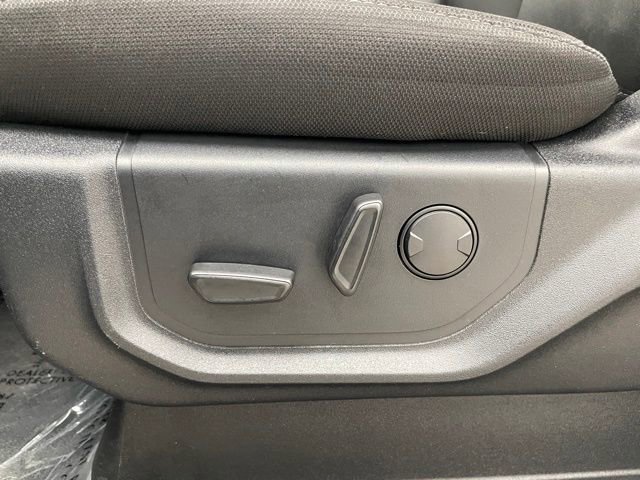 Used 2019 Ford F150 XLT w/ Equipment Group 302A Luxury AWD/4WD image 12
