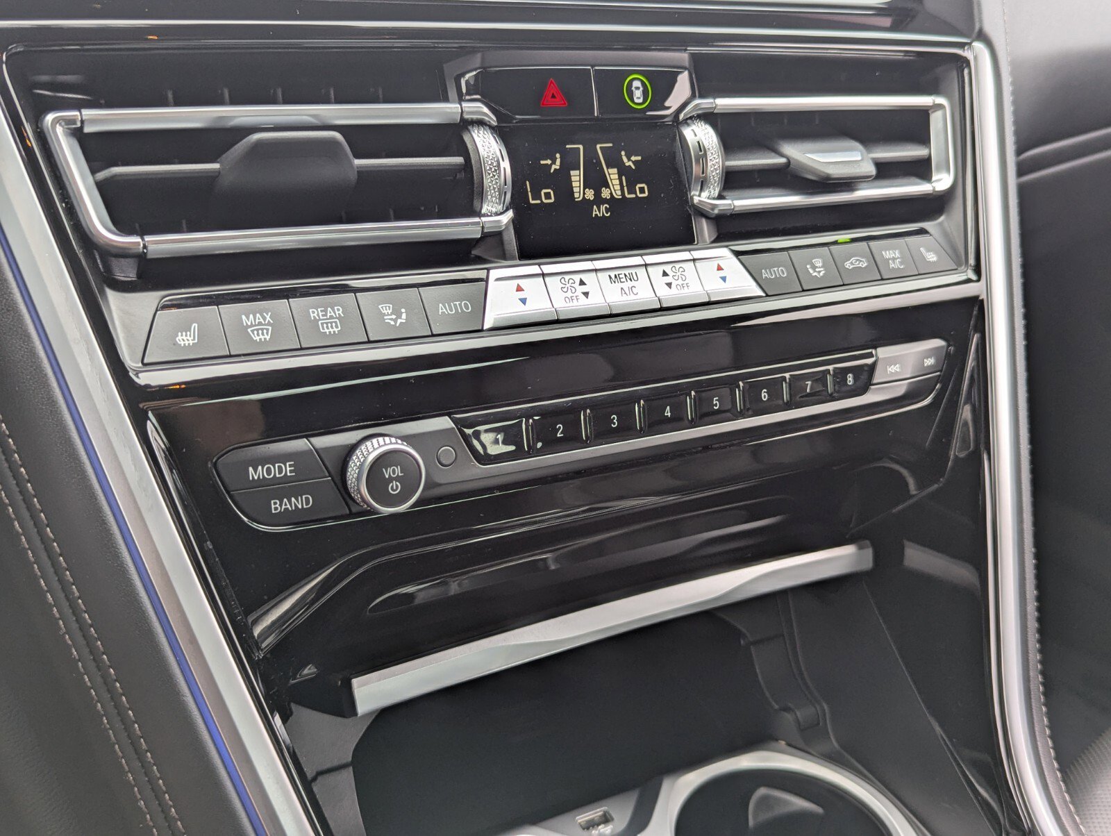 Used 2024 BMW 840i xDrive Coupe w/ Driving Assistance Package AWD/4WD image 26