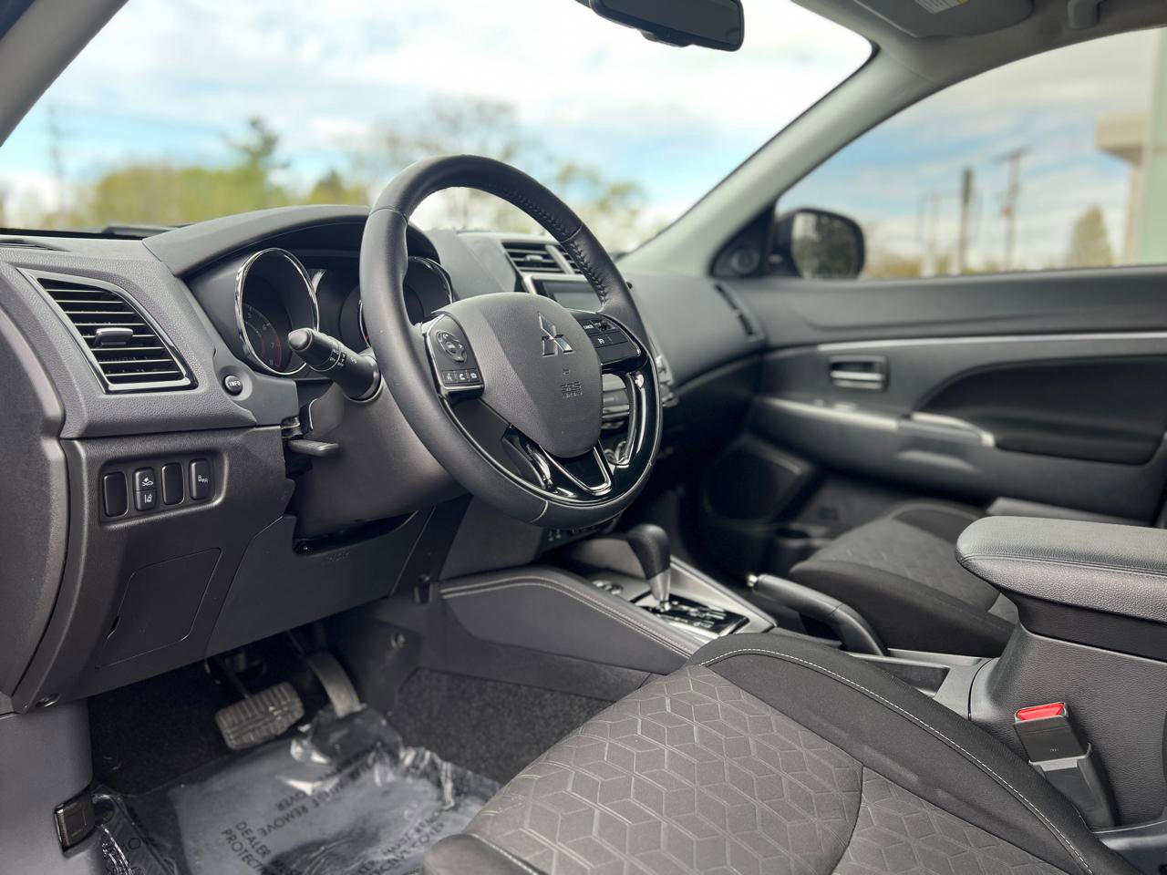 Used 2021 Mitsubishi Outlander Sport SE AWD/4WD image 22