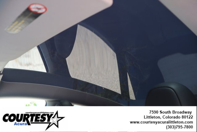 Used 2024 Tesla Model Y Long Range AWD/4WD image 18