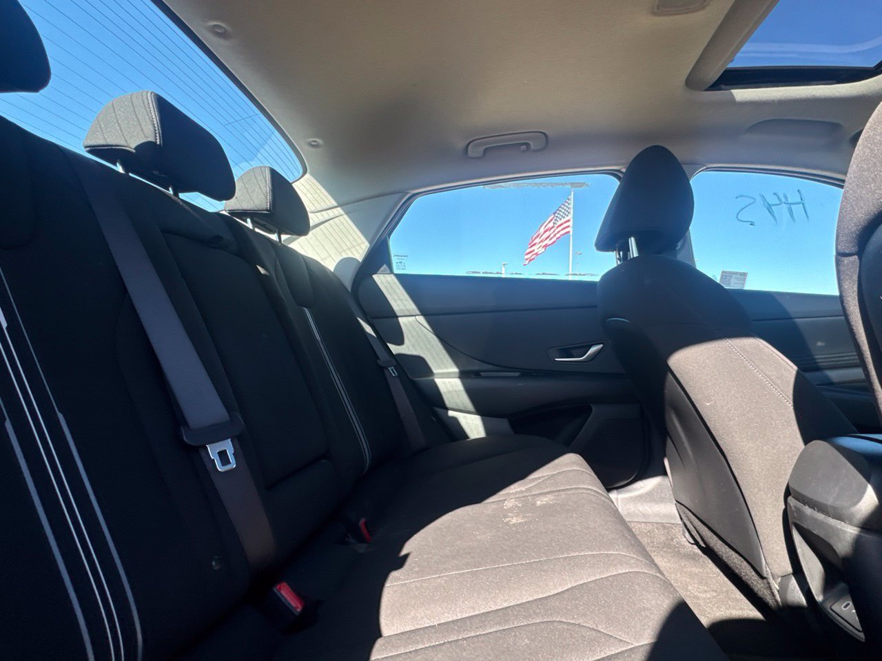 Used 2025 Hyundai Elantra SEL FWD image 41