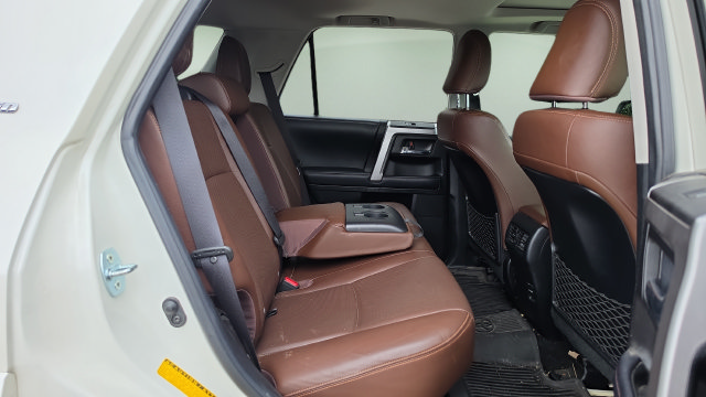 Used 2019 Toyota 4Runner Limited AWD/4WD image 15