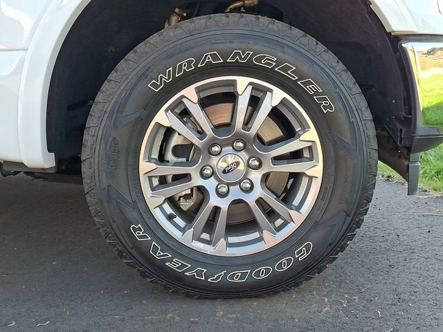 Used 2020 Ford F150 Lariat image 4