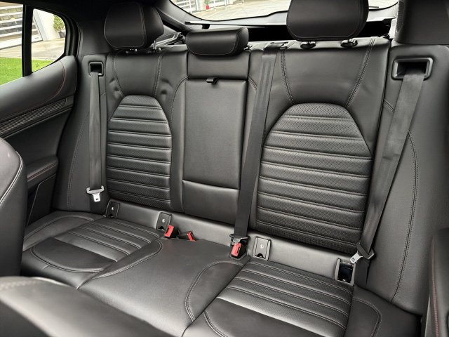 Used 2023 Alfa Romeo Stelvio Estrema AWD/4WD image 23
