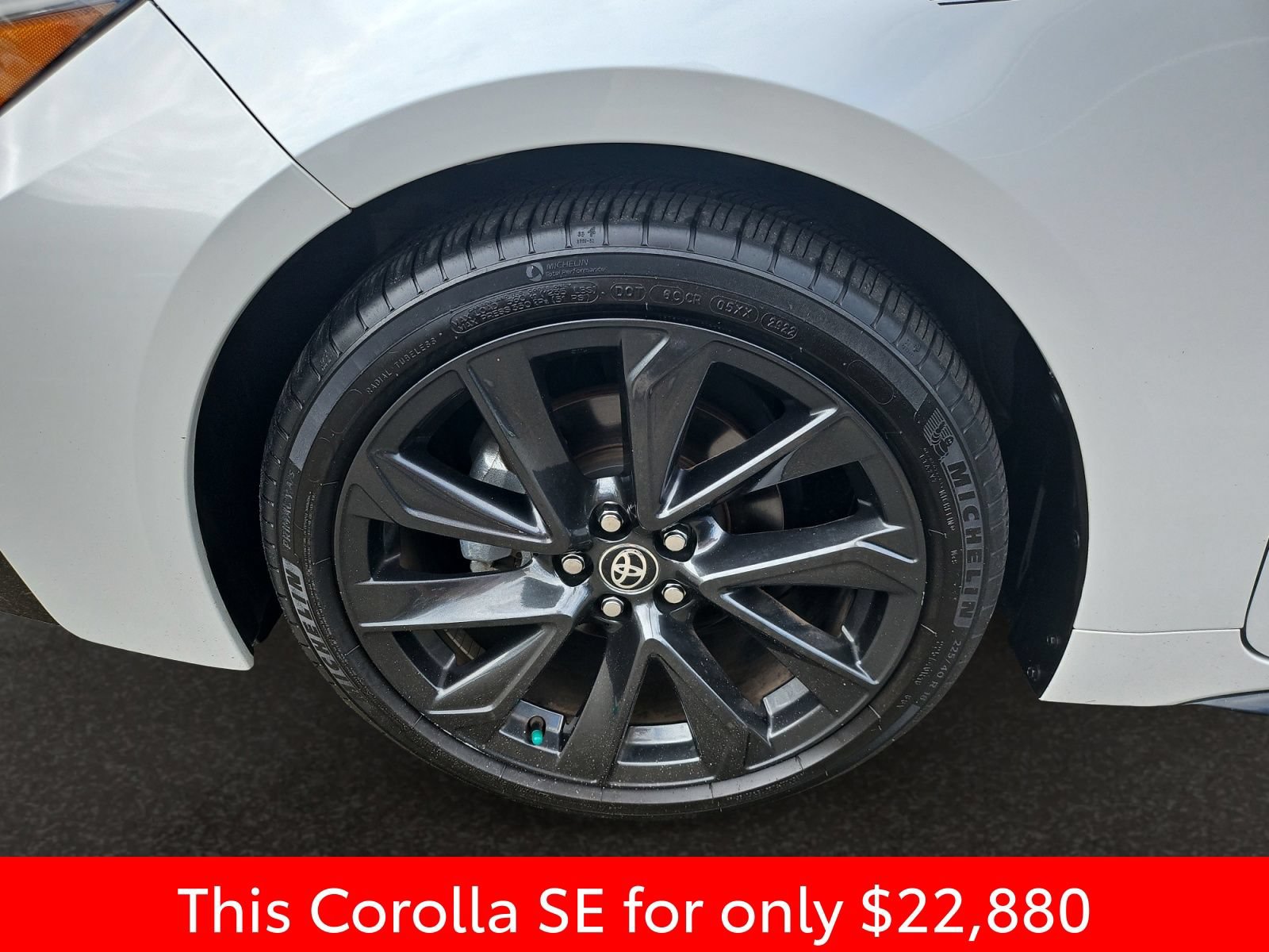 Used 2023 Toyota Corolla SE FWD image 40